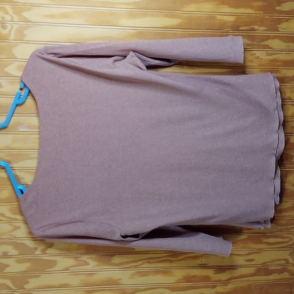 . Jill J Jill Pleated Semi Sheer 3/4 Sleeve - Picture 3 of 6